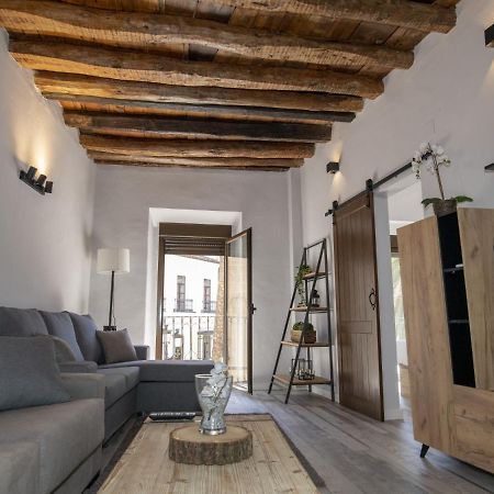Elegante Apartamento Para 5 En El Centro De Caceres Con Wifi Dış mekan fotoğraf