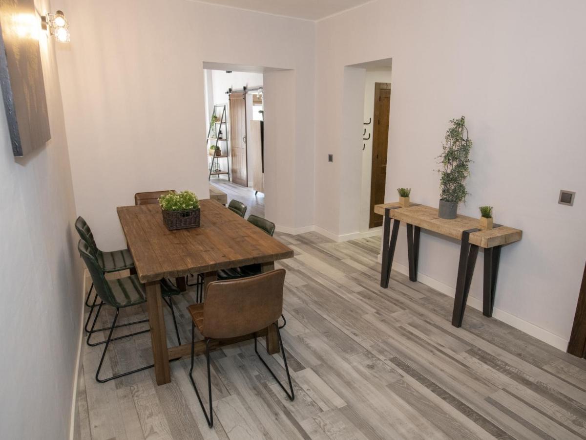 Elegante Apartamento Para 5 En El Centro De Caceres Con Wifi Dış mekan fotoğraf
