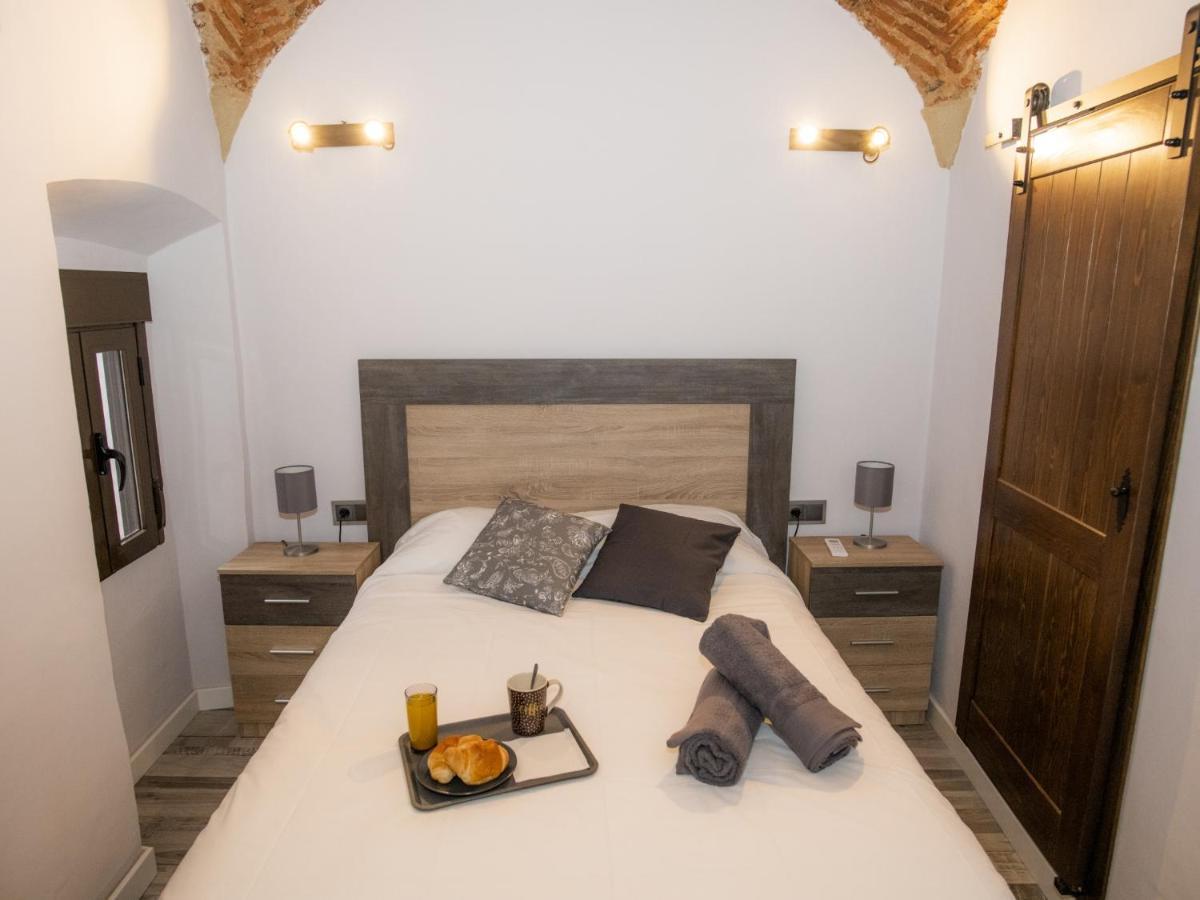 Elegante Apartamento Para 5 En El Centro De Caceres Con Wifi Dış mekan fotoğraf