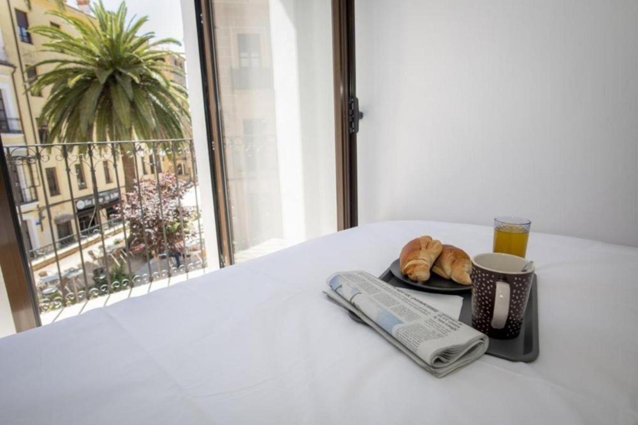 Elegante Apartamento Para 5 En El Centro De Caceres Con Wifi Dış mekan fotoğraf